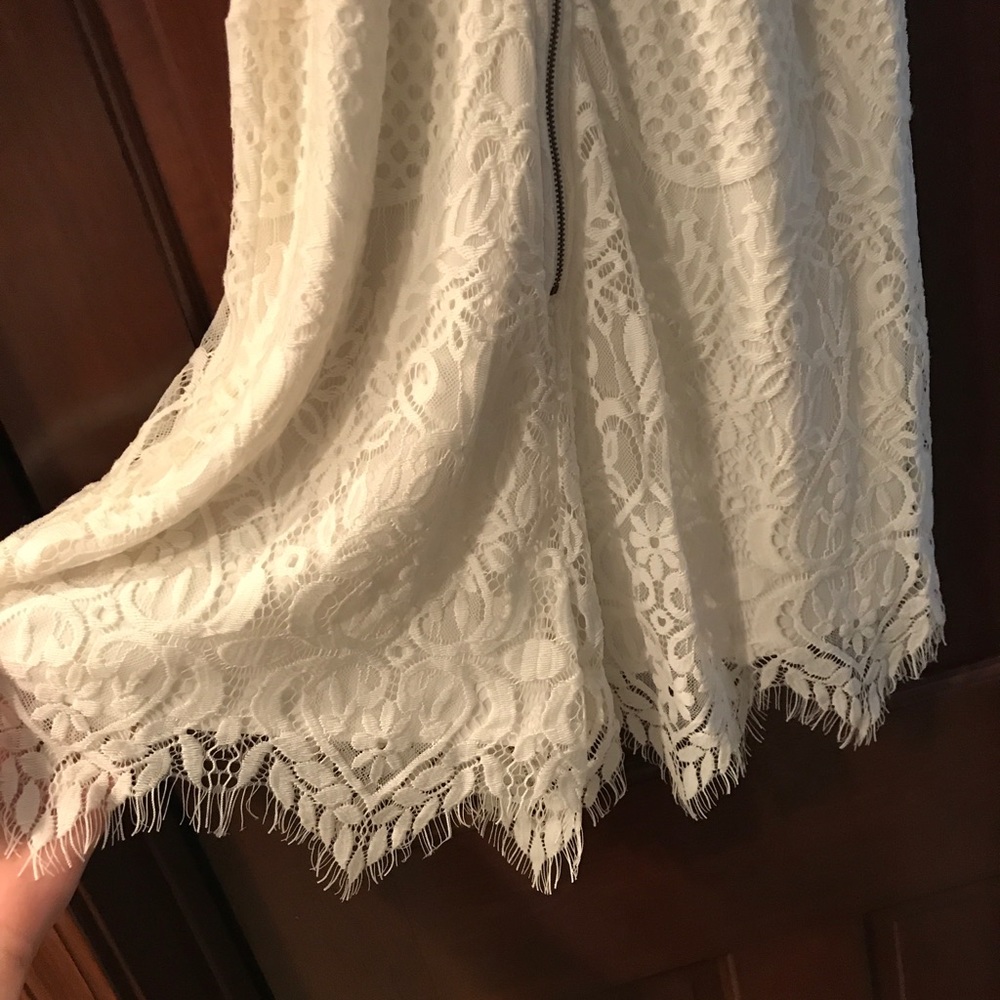White lace romper L - Picture 5 of 7